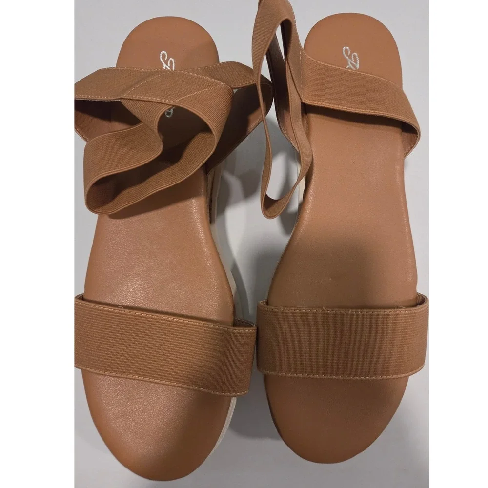 Karlie Women Tan Elastic Strap Platform Wedge Sandals White Lug Sole Size 10